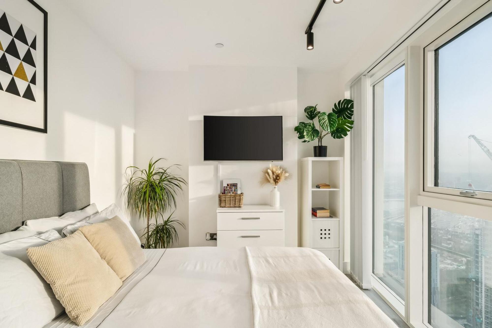 Homestay Modern Room, Scenic View, Fast Wi-fi, Balcony